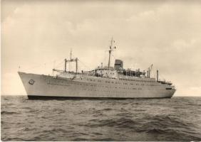 46 db MODERN hajós motívumlap / 46 modern ships motive postcards