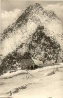 39 db modern szlovák lap a Magas Tátrából / 39 modern Slovakian town-view postcards from Vysoké Tatr...