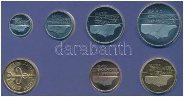 Hollandia 1990. 5c-5G (6xklf) + "Noord-Brabant" emlékérem forgalmi sor karton dísztokban T...