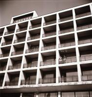 cca 1972 Kecskemét, várostörténeti felvételek a város központi részéről, 24 db vintage negatív, 6x6 ...