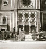 cca 1972 Kecskemét, várostörténeti felvételek a város központi részéről, 24 db vintage negatív, 6x6 ...