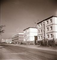 cca 1975 Kecskemét, várostörténeti felvételek (Leninváros, Széchenyi város), 21 db vintage negatív, ...