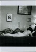 cca 1987 Az objektív bűvöletében, szolidan erotikus felvételek, 6 db vintage negatív, + 12 db vintag...