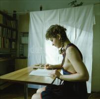 cca 1989 A különórák szépségei, szolidan erotikus felvételek, 5 db vintage negatív, + 9 db vintage f...