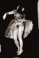 cca 1975 Mutatványok, szolidan erotikus felvételek, 4 db vintage negatív, + 7 db vintage fotó és/vag...