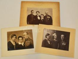 cca 1930 Katonatisztek családi körben, sok kitüntetéssel, 3 db vintage műtermi fotó, 16x22 cm, karton 25x32 cm
