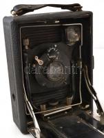 cca 1930 Henning Rhaco 6,5x9 cm-es síkfilmes fényképezőgép, Rodenstock Trinar-Anastigmat 13,5 cm f/6...
