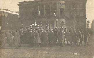 1919 Pozsony, Pressburg, Bratislava; Csehszlovák légió felvonulása és ünnepély / Slavnostny dny / parade of the Czechoslovakian legion. photo