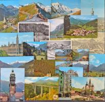 Néhány száz külföldi képeslap sok Kanadával kis dobozban