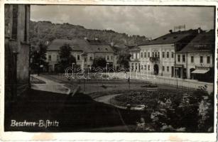 21 db régi magyar és történelmi magyar városképes lap / 21 pre-1945 Hungarian and Historical Hungari...