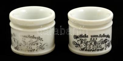cca 1880 Eszék a Megváltóhoz címzett patika két porcelán kenőcsös tégelye d: 4,5 cm Aphoteke zum Salvator Esegg pharmacy cream jar.