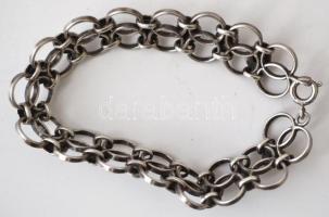 Bizsu karkötő, szintetikus türkiz színű kövekkel, h: 19 cm