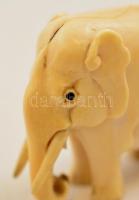 XX.sz.e  2 db elefánt, festett szemekkel, elefántcsont, jelzés nélkül, foltos, m: 4 cm