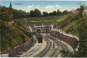 Pozsony, Pressburg, Bratislava; Tunel / Vasúti alagút vonattal, vagonok / railway tunnel, train, wagons