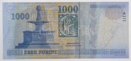 2011. 1000Ft "DB" a tervező, Vagyóczky Károly aláírásával T:I