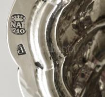 Ezüst(Ag) ovális, bordázott tálka, jelzett, 15×11 cm, nettó: 116,4 g