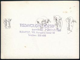 Tiszavölgyi József (1909-?): Kelly Anna, Muráti Lili, Rácz Vali egy sporteseményen, pecséttel jelzet...