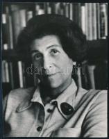 Palotai Boris (1904-1983) író aláírása az őt ábrázoló fotó hátoldalán