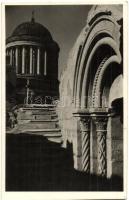 33 db régi és modern vegyes képeslap; magyar és külföldi városképes lapok és régi fotók / 33 pre-194...