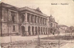 28 db főleg régi magyar és történelmi magyar városképes lap; vegyes minőség / 28 mainly pre-1945 Hun...