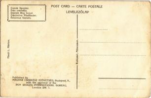 Dán cserkész. Kiadja a Magyar Cserkészszövetség / Danish scout art postcard s: Márton L. (EK)