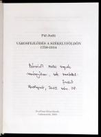 Pál Judit: Városfejlődés a Székelyföldön 1750-1914. Csíkszereda, 2003, Pro-Print. Kiadói kartonált p...