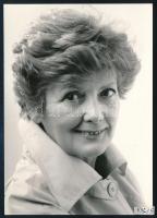 Gyimesi Pálma (1922-2017) színésznő aláírása az őt ábrázoló fotó hátoldalán