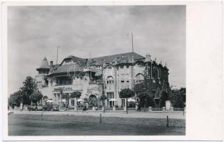 Győr, Kioszk Kávéház és étterem. Dobos photo