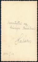 1944 Nő katonaruhában, hátoldalon feliratozott fotólap, 14×8,5 cm