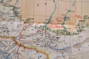 Sven Hedin: Ázsia szívében I-II. kötet. Fordította: Dr. Thirring Gusztáv. Magyar Földrajzi Társaság ...