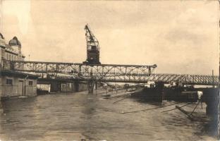 1920 Pozsony, Pressburg, Bratisalva; Inondations du Danube / Dunai árvíz / flooding of the Danube. photo