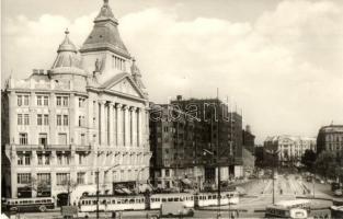 Budapest V. Tanács körút (mai Károly körút), Anker palota, Deák Ferenc tér, villamos, gyógyszertár. Képzőművészeti Alap Kiadóvállalat