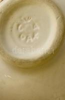 Iparművészeti Vállalatos Gorka füles tálka, mázas kerámia, jelzett, apró kopásokkal, 17,5×12,5×6 cm