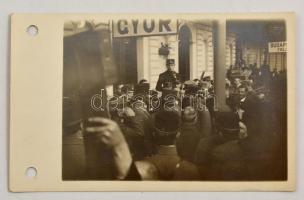 1921 szept. 20. Győr, vasútállomás, IV. Károly visszatérési kísérlete, királypuccs, fotó, 8,5x14 cm