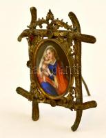 Madonna porcelán, kép kézzel festett. Réz asztali keretben. 9 cm