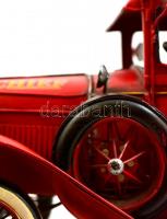 Nagyméretű fém tűzoltó kocsi makett 35 cm