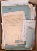cca 1870-1960 Egy doboznyi vegyes papírrégiség tétel, változó állapotban. Érdekes, átnézendő anyag