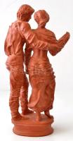 Tóth Valéria (1943- ): Jegyespár, terrakotta, jelzett, apró kopásokkal, m: 46 cm