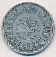 Egyiptom 1937. 10p Ag "Fárúk" T:2 ph.
Egypt 1937. 10 Piastres Ag "Farouk" C:XF ...