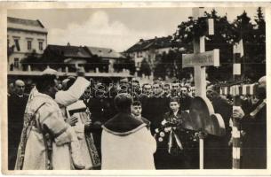 1938 Ipolyság, Sahy; bevonulás, Felvidék első országzászlójának felszentelése / entry of the Hungarian troops, Hungarian flag consecration ceremony