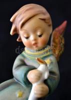 Hummel angyalka gyertyával, kézzel festett kerámia, jelzett, hibátlan, m: 11 cm