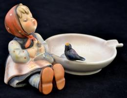 Goebel/Hummel kislány madárkákkal hamutartó, kézzel festett kerámia, jelzett, hibátlan, m: 9,5cm, 16×9 cm