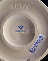 Hummel esernyős kisfiú, kézzel festett kerámia, jelzett, hibátlan, m:12,5 cm