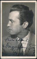 Nagyajtay György (1909-1993) színész aláírása őt ábrázoló fotólapon