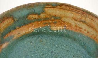 Gorka Lívia (1925-2011): Mázas kerámia tálka, apró kopásokkal, d: 13 cm