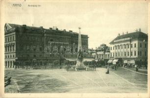 Arad, Andrássy tér, 1848-1849 Múzeum, Fehér Kereszt Szálloda, üzletek, Szentháromság szobor / square, museum, hotel, shops, Trinity statue