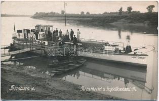 1938 Tiszabura, Tisza részlet a hajóállomással, Hortobágy MFTR motoros személyhajó. photo (EK)