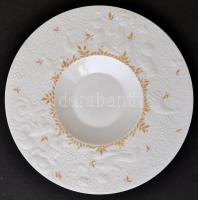 Rosenthal préselt kis tányér, gépi aranyozás, jelzett, apró kopásokkal, d: 19,5 cm