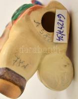 Hummel angyalka trombitával, kézzel festett kerámia, jelzett, restaurált, m: 6 cm