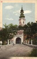 Nyitra, Nitra; Püspöki vár kapubejárata. Kiadja Huszár István / bishops castle, entry gate (fa)